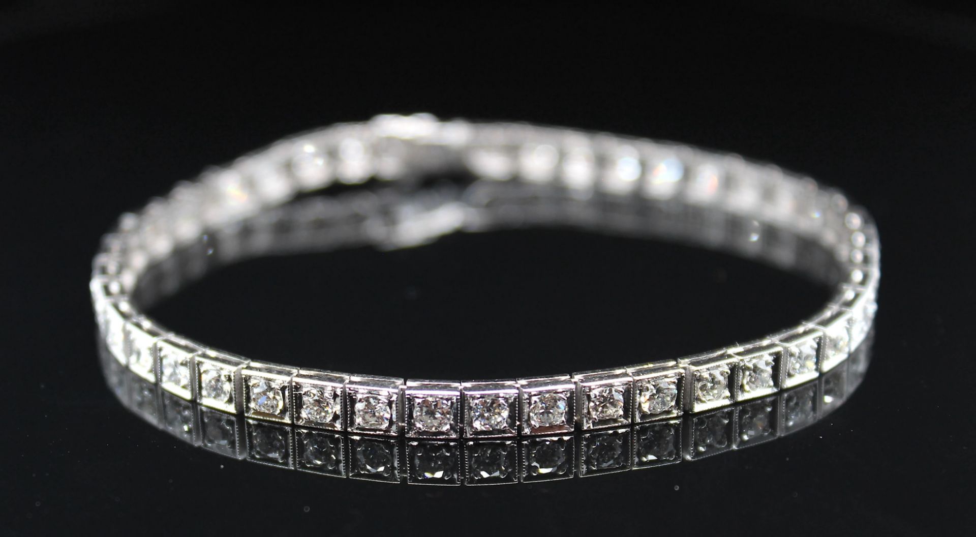 Armband mit ca. 2,5 ct Diamanten