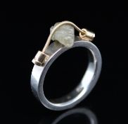 Designer Ring mit Rohdiamant