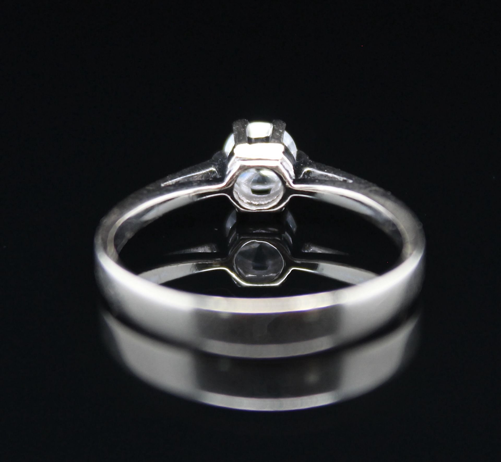 Solitaire ring with one brilliant, ca. 0,43 ct - Image 2 of 3