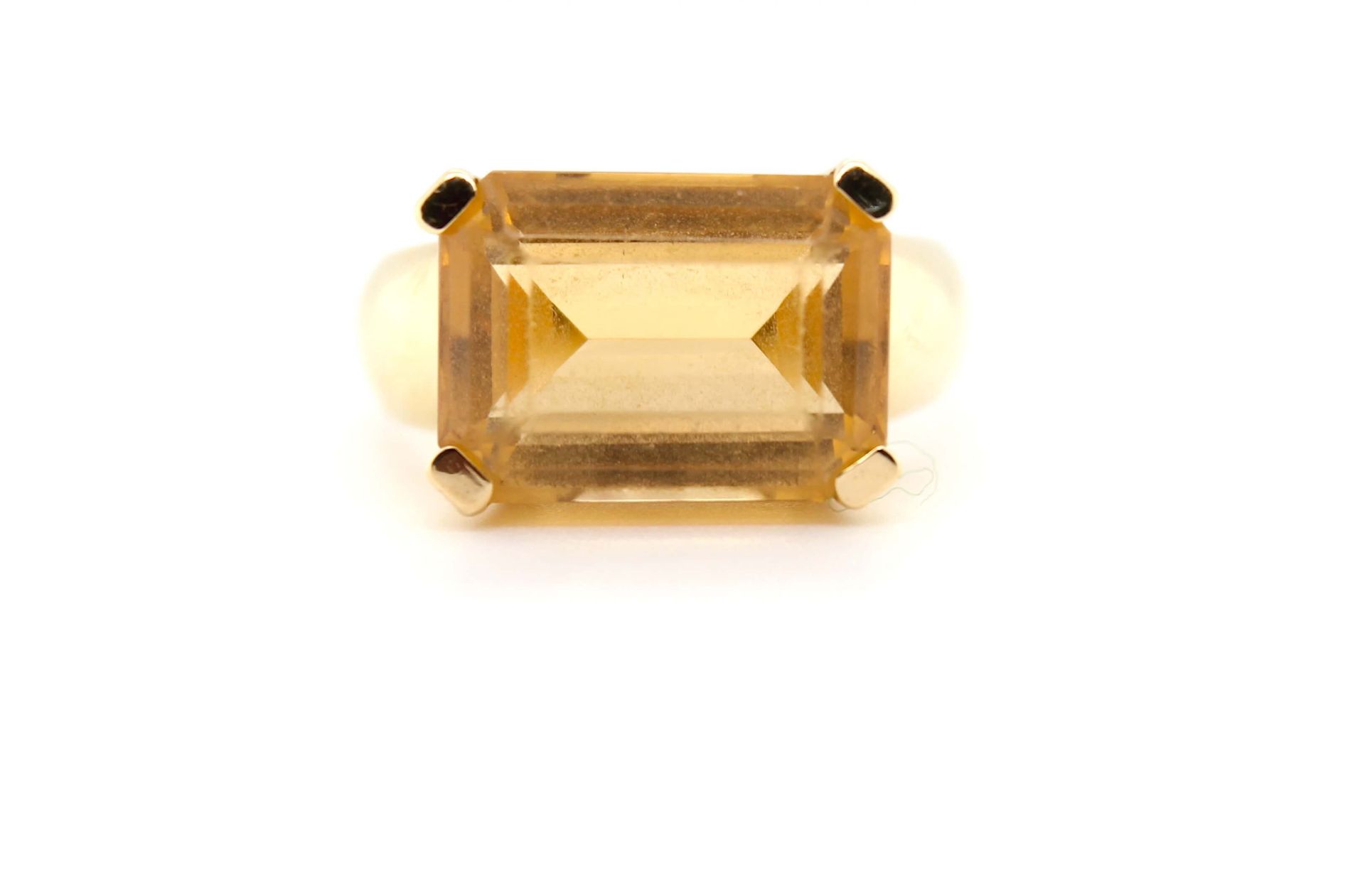 Ring with a citrine - Image 2 of 3