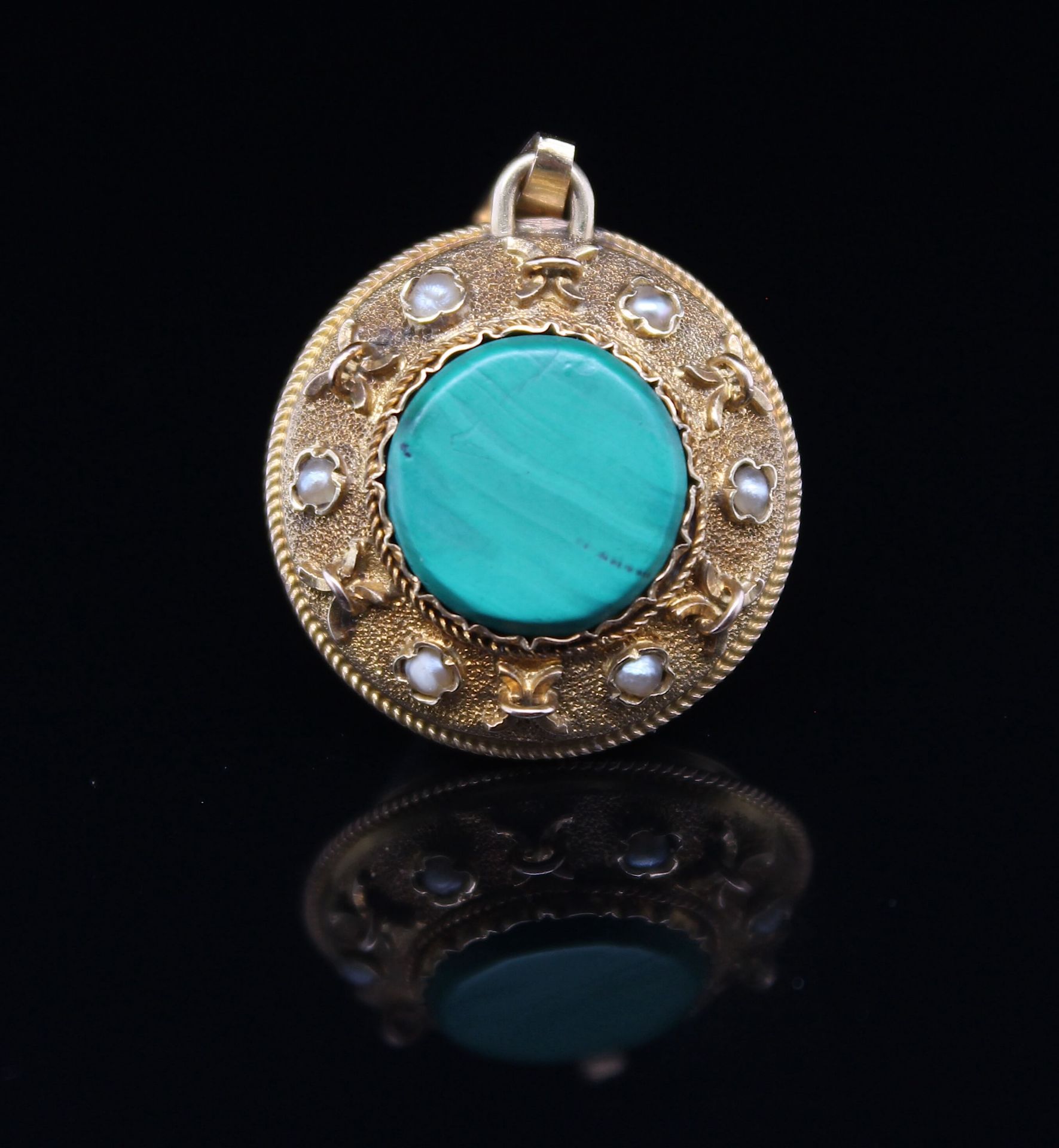 Medallion with malachite and seed pearls - Image 3 of 3