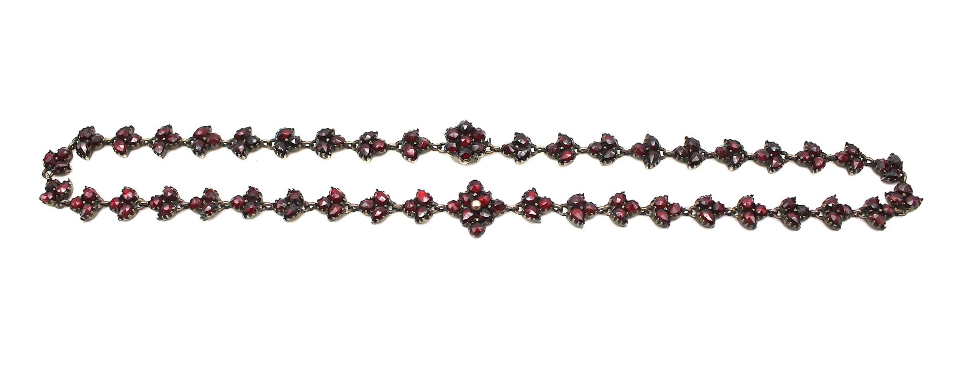 Garnet necklace around 1900 - Image 2 of 3