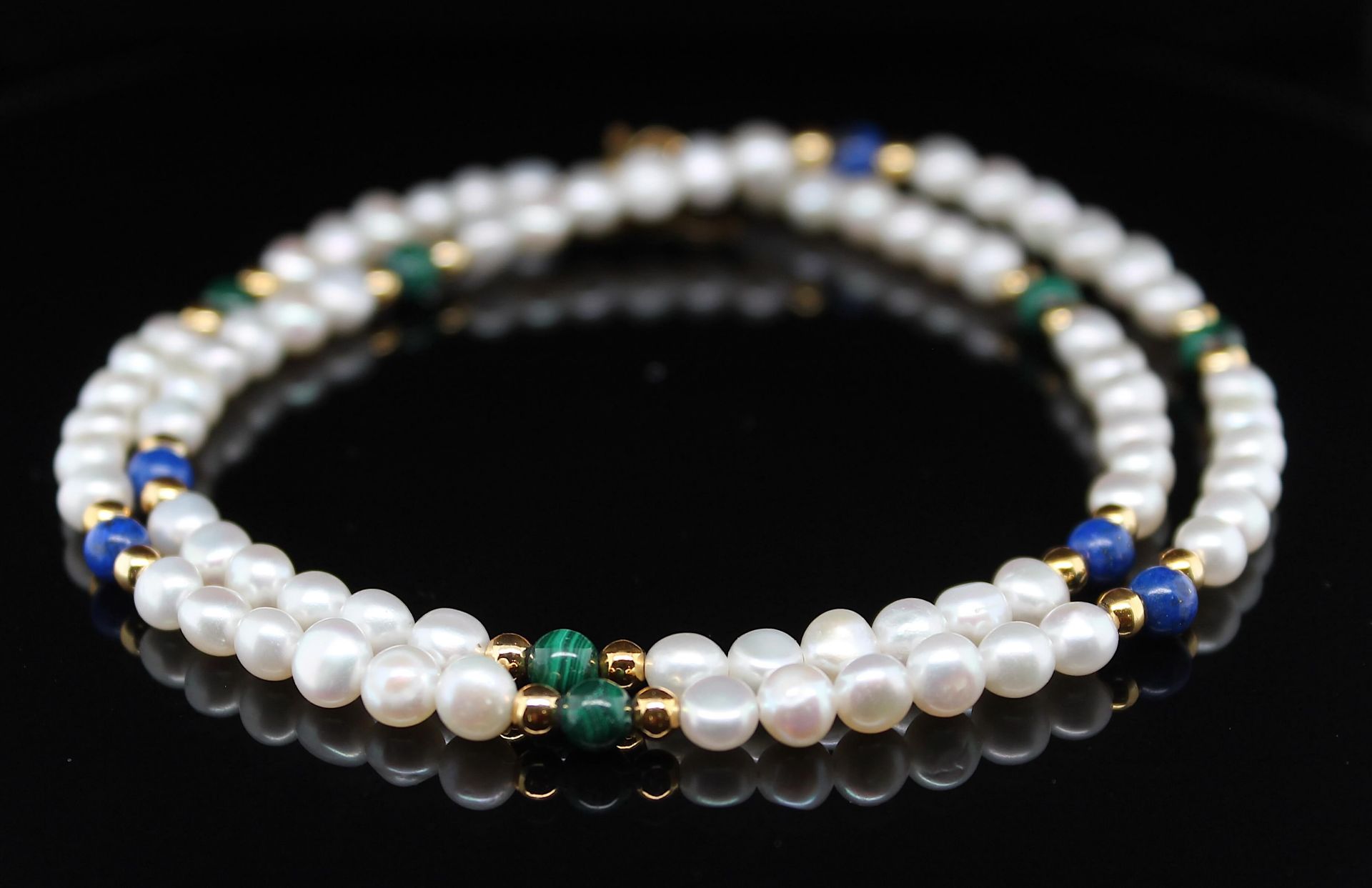 2 chains with cultured pearls, amethysts, quartz, malachite and lapis - Image 3 of 3