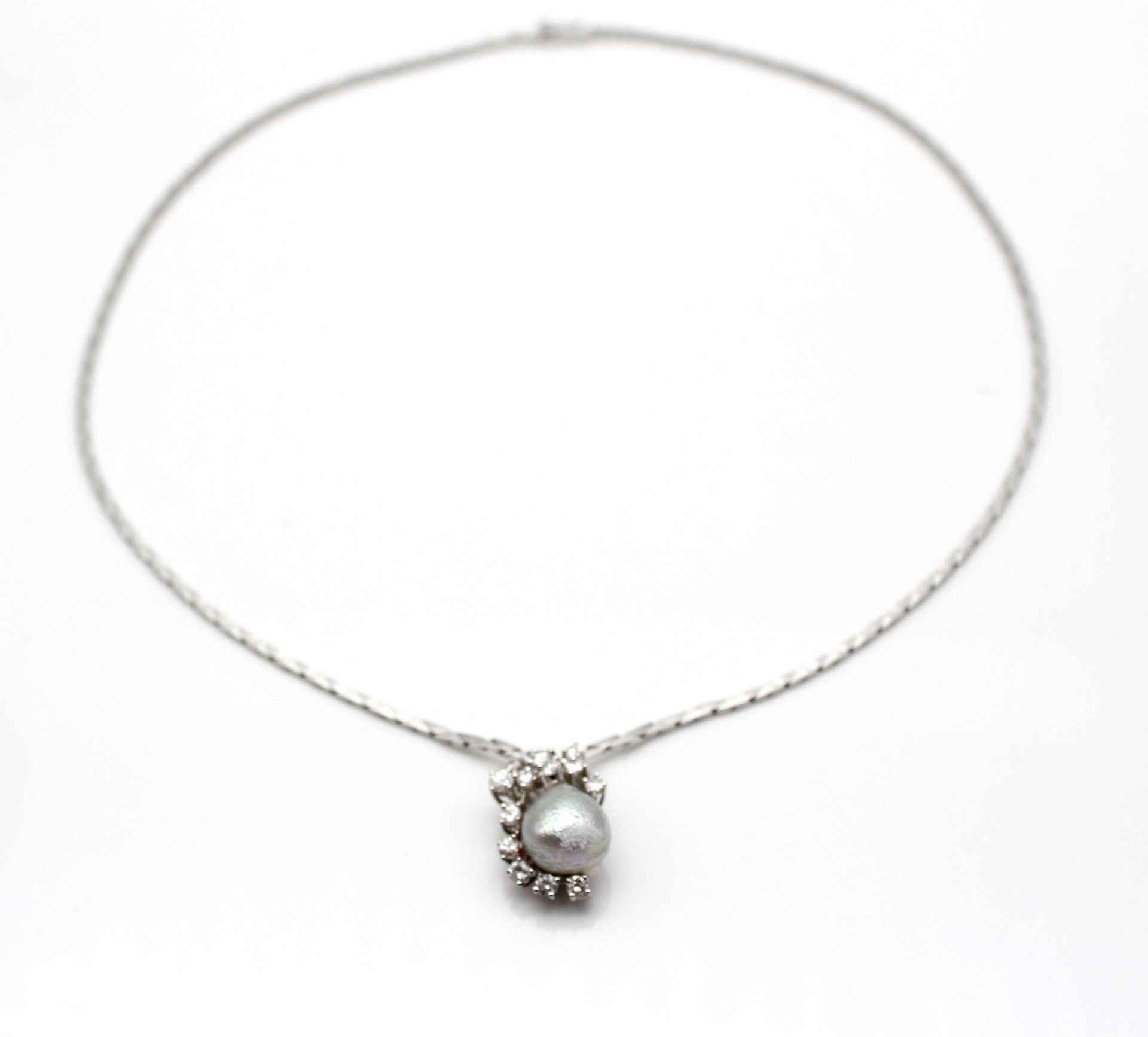 Necklace with cultured pearl and brilliants, total ca. 0,75 ct - Image 2 of 3