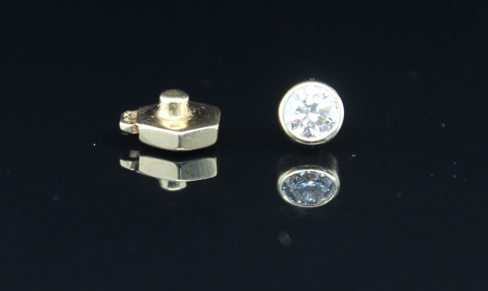 Rever plug with ca. 0.35 ct brilliant - Image 2 of 3