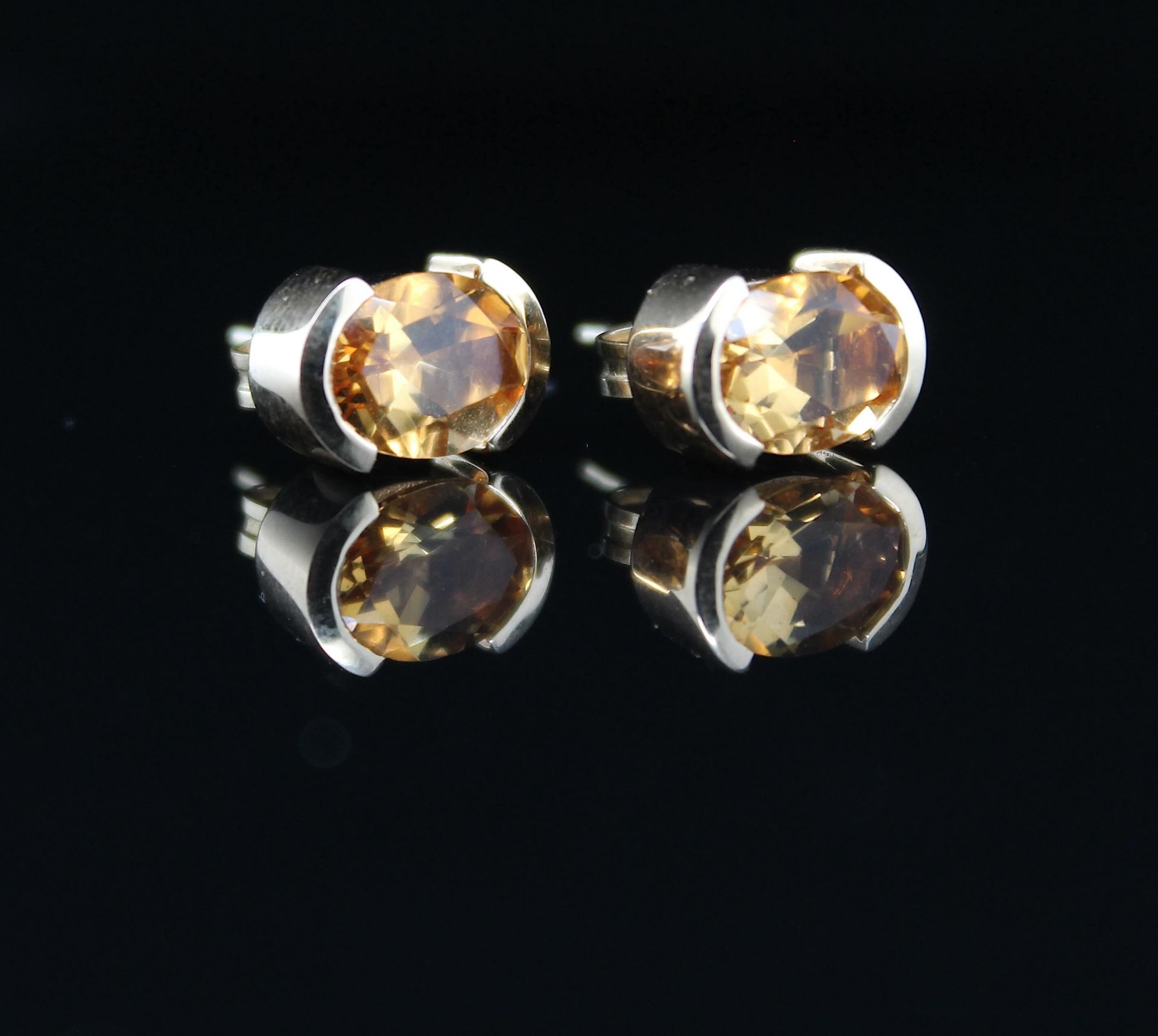 Christ ear studs with citrine - Image 2 of 2