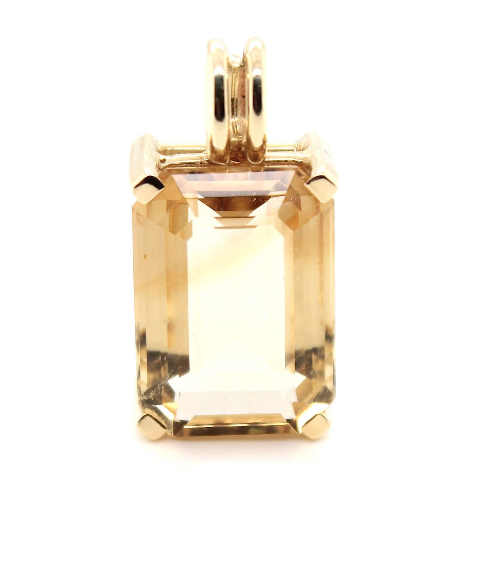 Pendant with a citrine