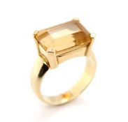 Ring mit einem Citrin Material: 585 Gold Edelsteine: 1 Citrin Maße: Ringkopf 14,3 x 10,0 mm Größe: