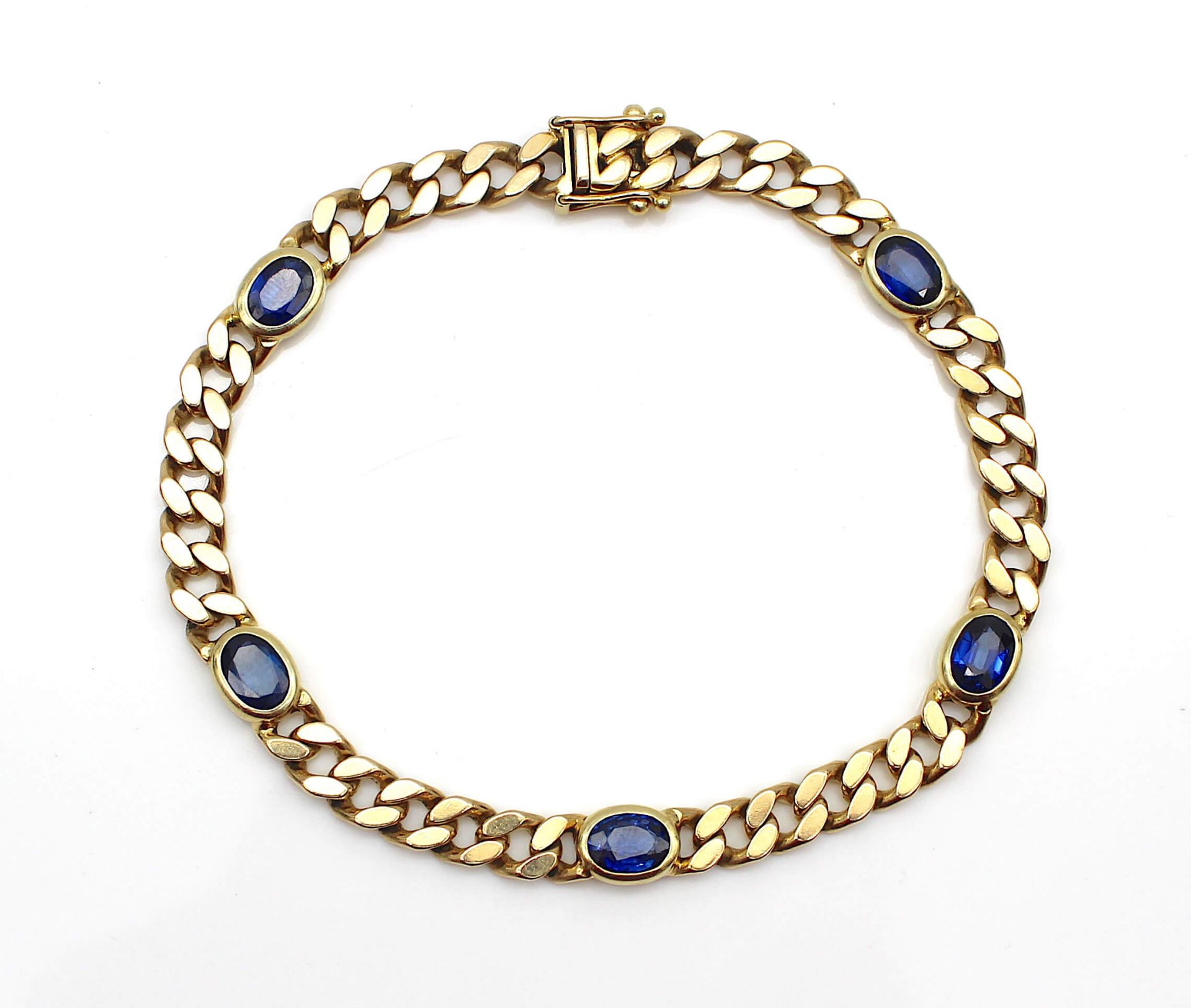 Bracelet with beautiful sapphires 585 gold