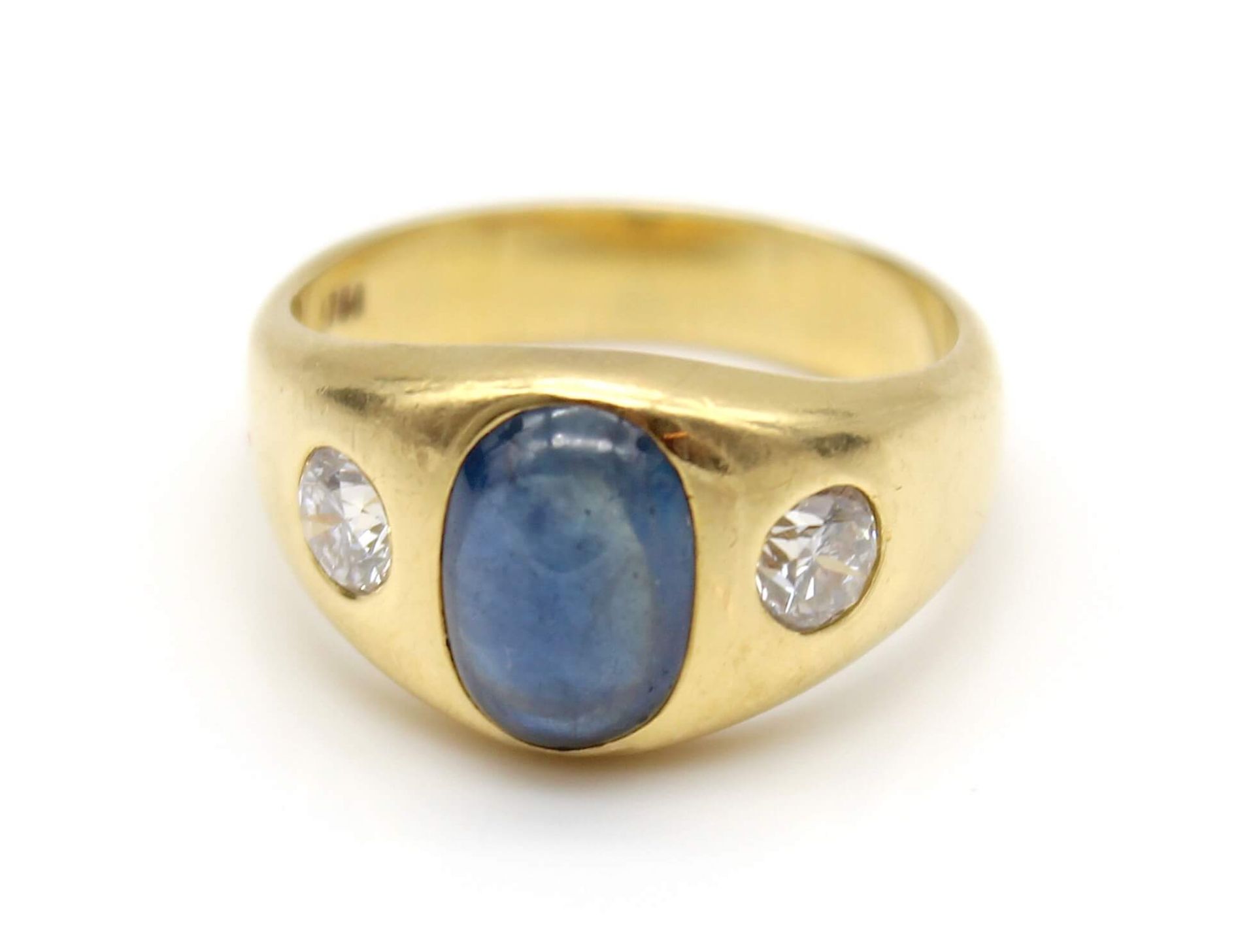 Ring with a sapphire cabochon and a total of ca. 0.70 ct brilliants - Image 3 of 3