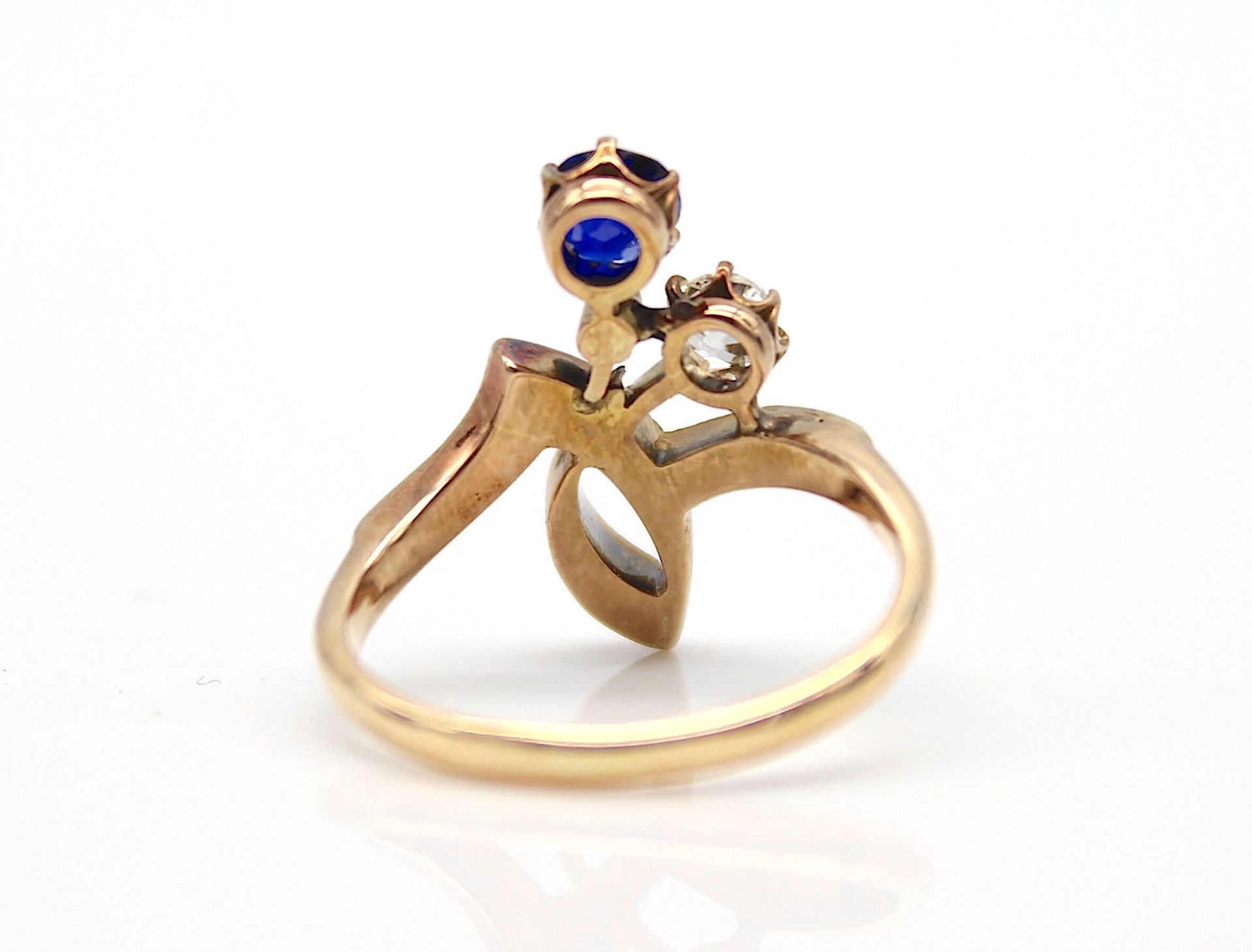 Ring around 1900 with sapphire and diamonds - Image 3 of 4