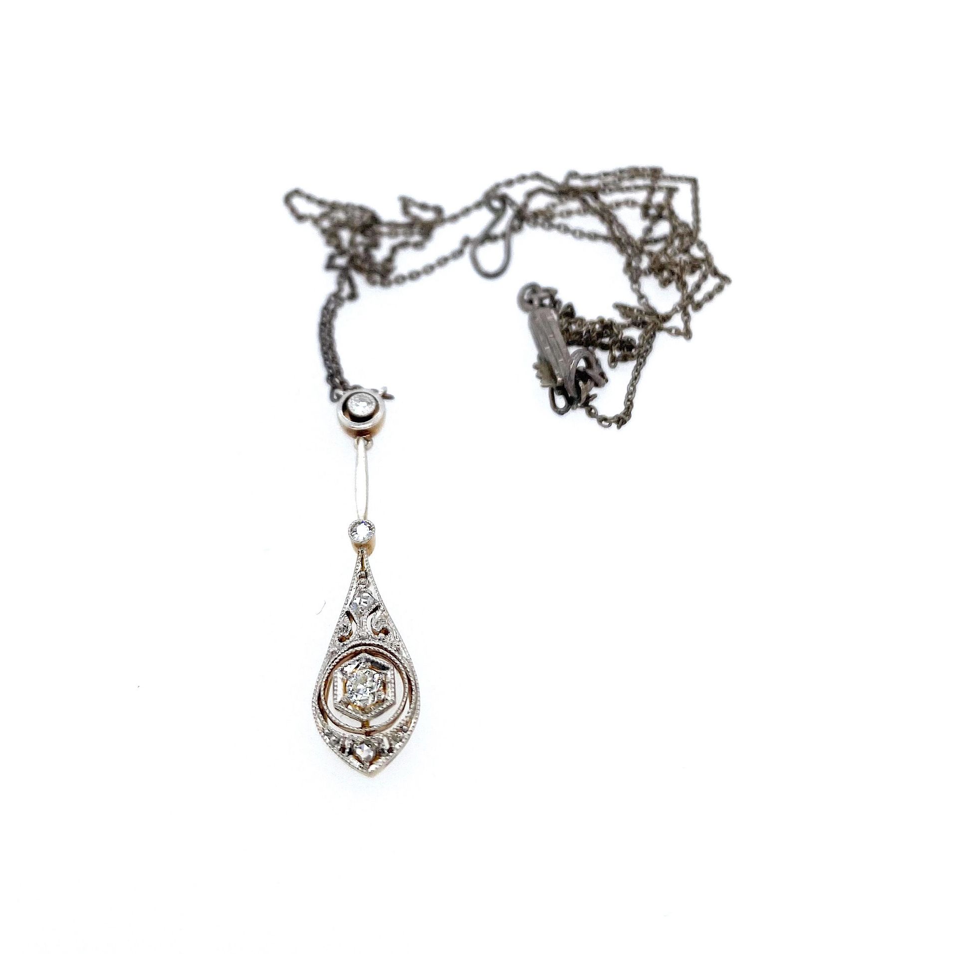 Art Deco necklace with diamonds - Image 2 of 4