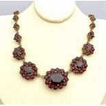 Vintage Granatcollier in 333 Gold