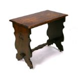 A rectangular oak occasional table, 69cms wide.