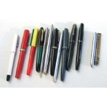 A quantity of twelve fountain pens and pencils to include Parker (12).