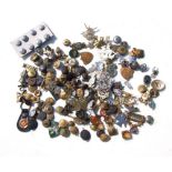 A large quantity of mainly Military Badges, Sweetheart Brooches and Buttons