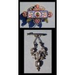 A 19th century Italian micromosaic pendant brooch with central beetle flanked by white doves, 5.5cms