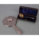 A Victorian silver gilt sugar sifter spoon, Sheffield 1896, cased; together with a silver hand