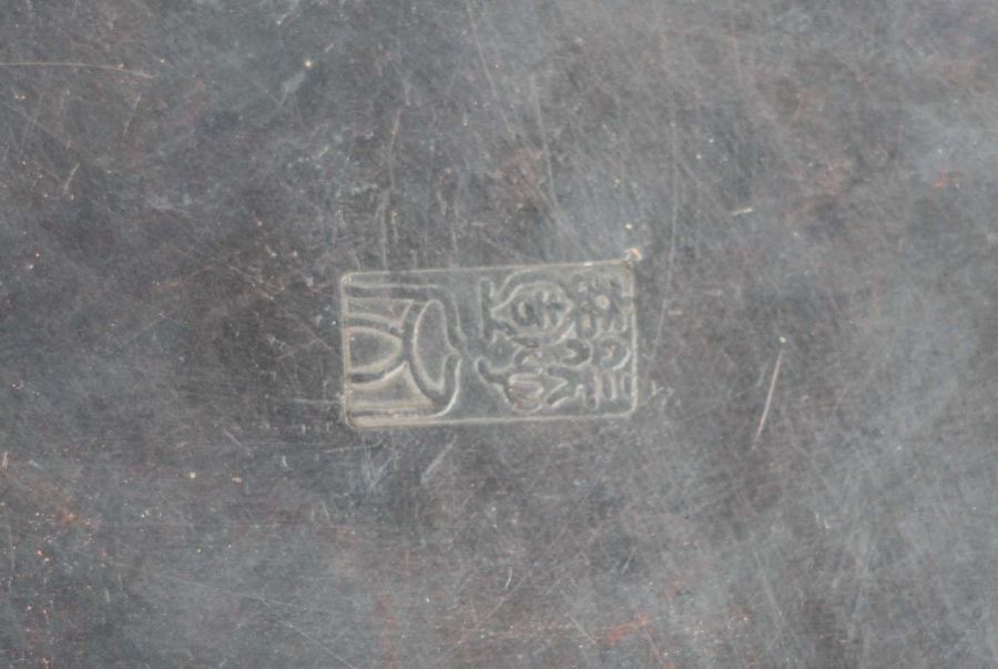 A Chinese silvered copper ink box, decorated ladies in a terraced garden with seal mark to the - Bild 4 aus 13