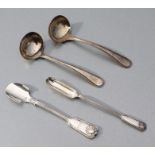 A silver stilton scoop, Sheffield 1906; together with a silver marrow spoon Sheffield 1906; and a
