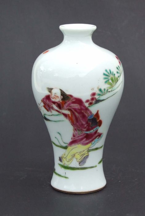 A Chinese famille rose Meiping vase decorated with a figure and a toad, 16cms high.Condition