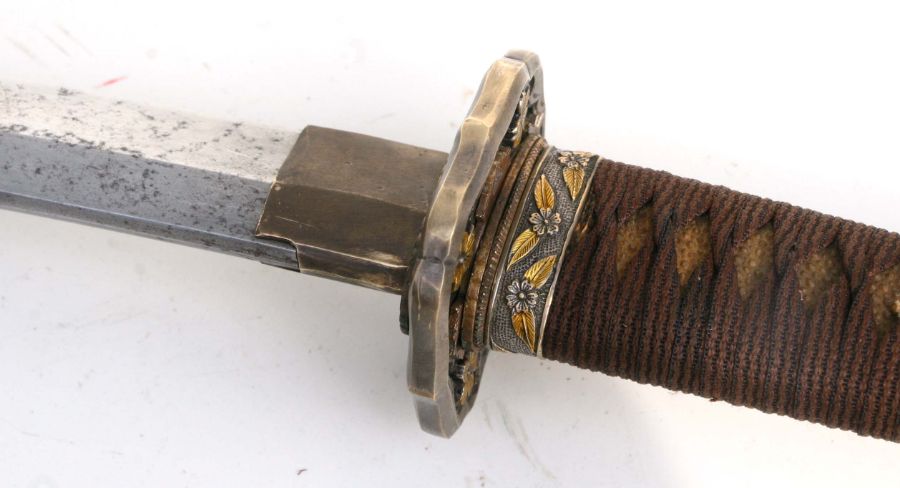 A Japanese Samurai Katana sword in WWII fittings, the blade thought to be earlier and with - Image 11 of 13