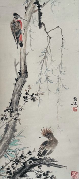 A Chinese ink and watercolour on paper scroll painting, depicting birds resting on branches.