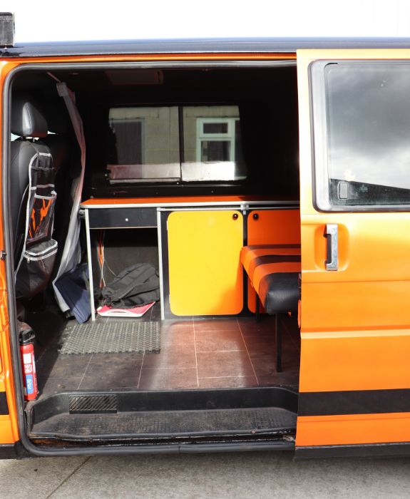 A 1992 Volkswagen T4 camper van, registration J42 SPF, orange. This 2.5 non turbo t4 camper van with - Image 12 of 25