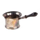 A George II silver brandy pan with turned ebonised handle. London 1746. 6cm high. Total weight 160g