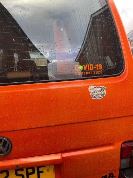 A 1992 Volkswagen T4 camper van, registration J42 SPF, orange. This 2.5 non turbo t4 camper van with - Image 21 of 25