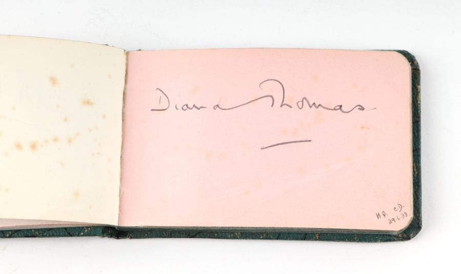 A 1933 autograph album containing signatures of various world scouting figures including Baden- - Image 3 of 4