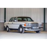 1984 Mercedes-Benz (W123) 200 Saloon