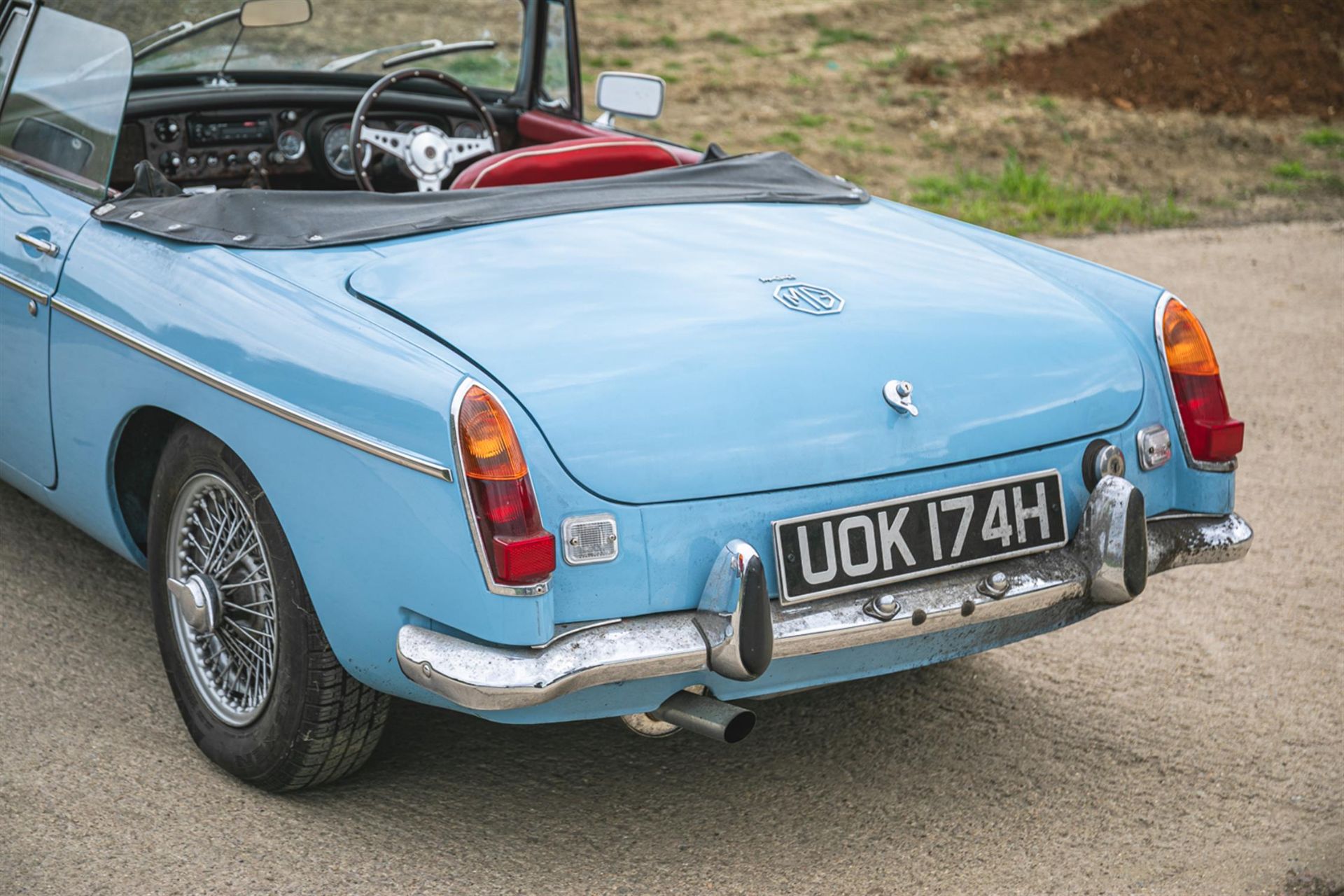 1970 MGB Roadster - Image 9 of 10