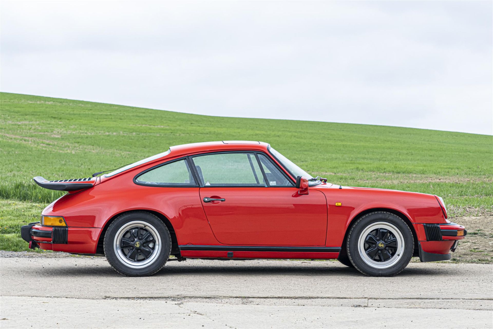 1984 Porsche 911 3.2 Carrera - Image 4 of 10