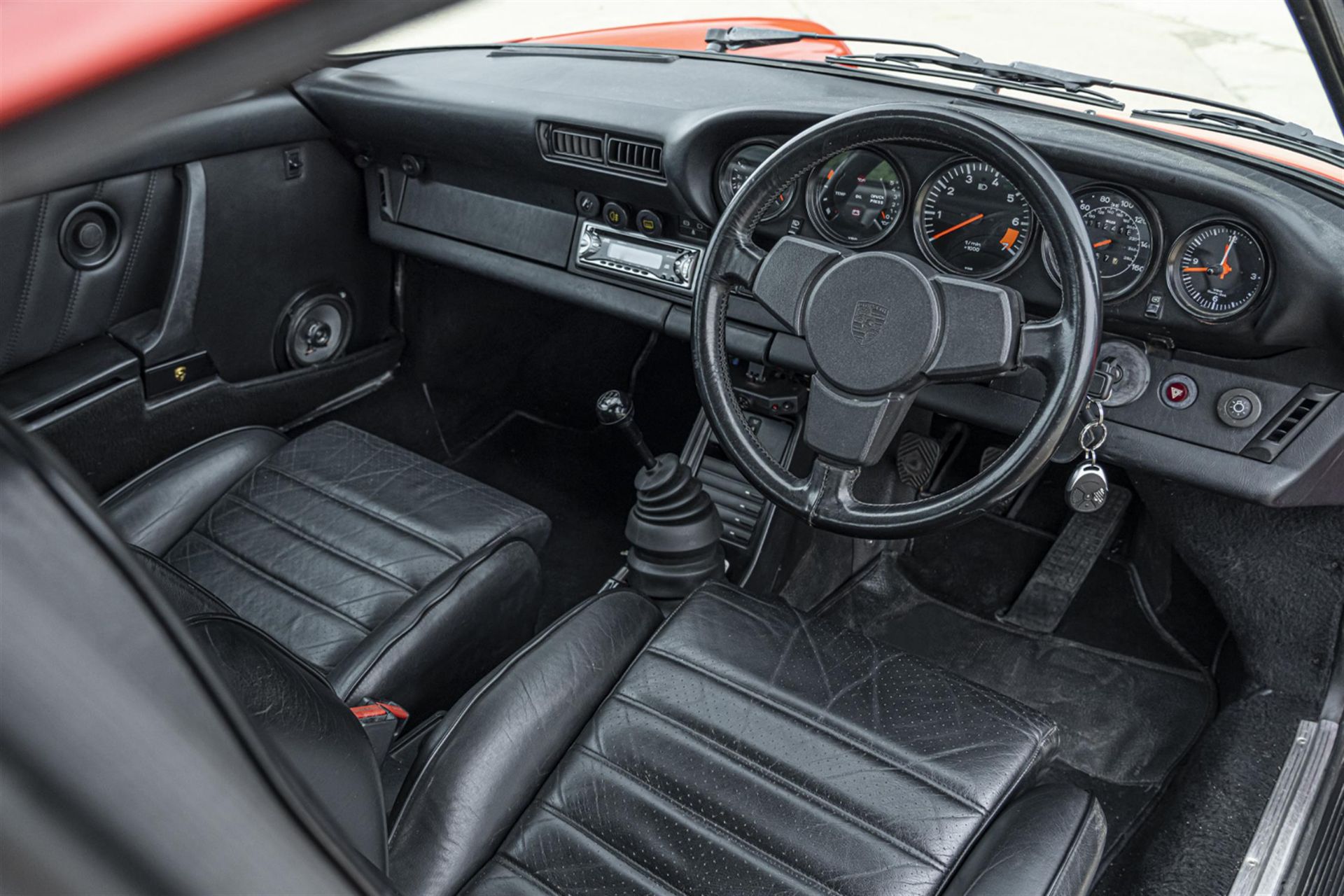 1984 Porsche 911 3.2 Carrera - Image 6 of 10