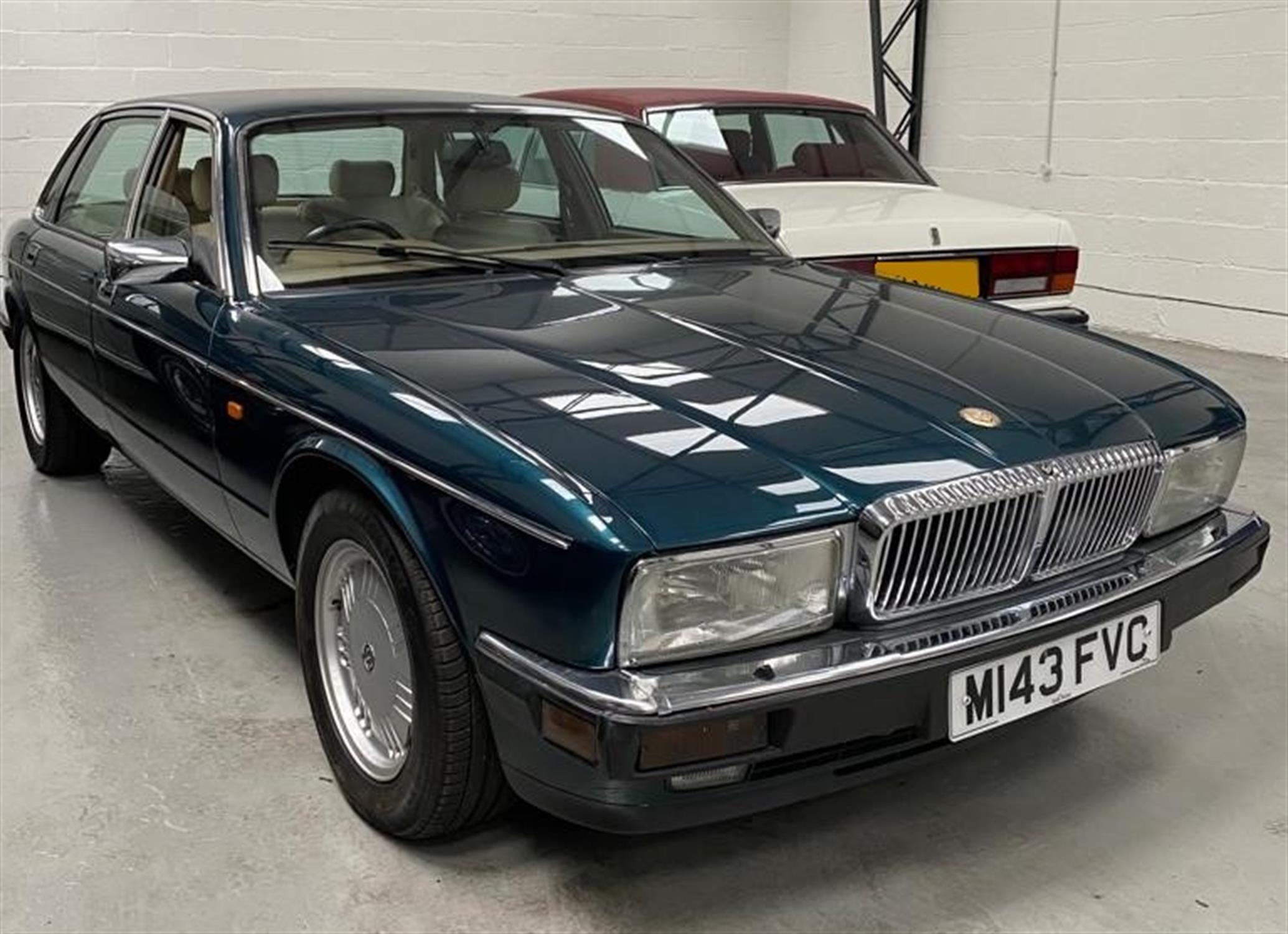 1994 Daimler Double Six Majestic (XJ40)