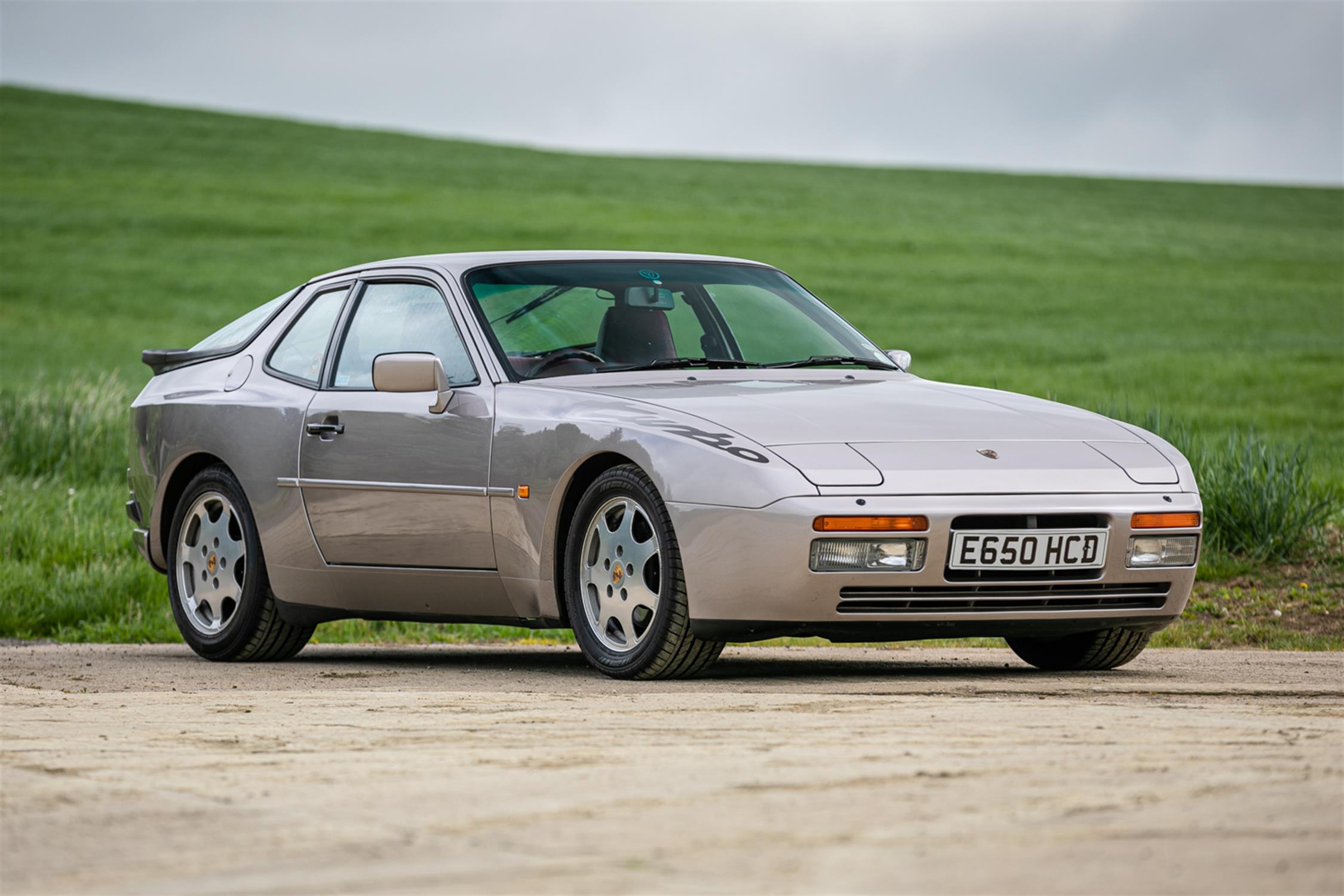 1988 Porsche 944 Turbo S 'Silver Rose'