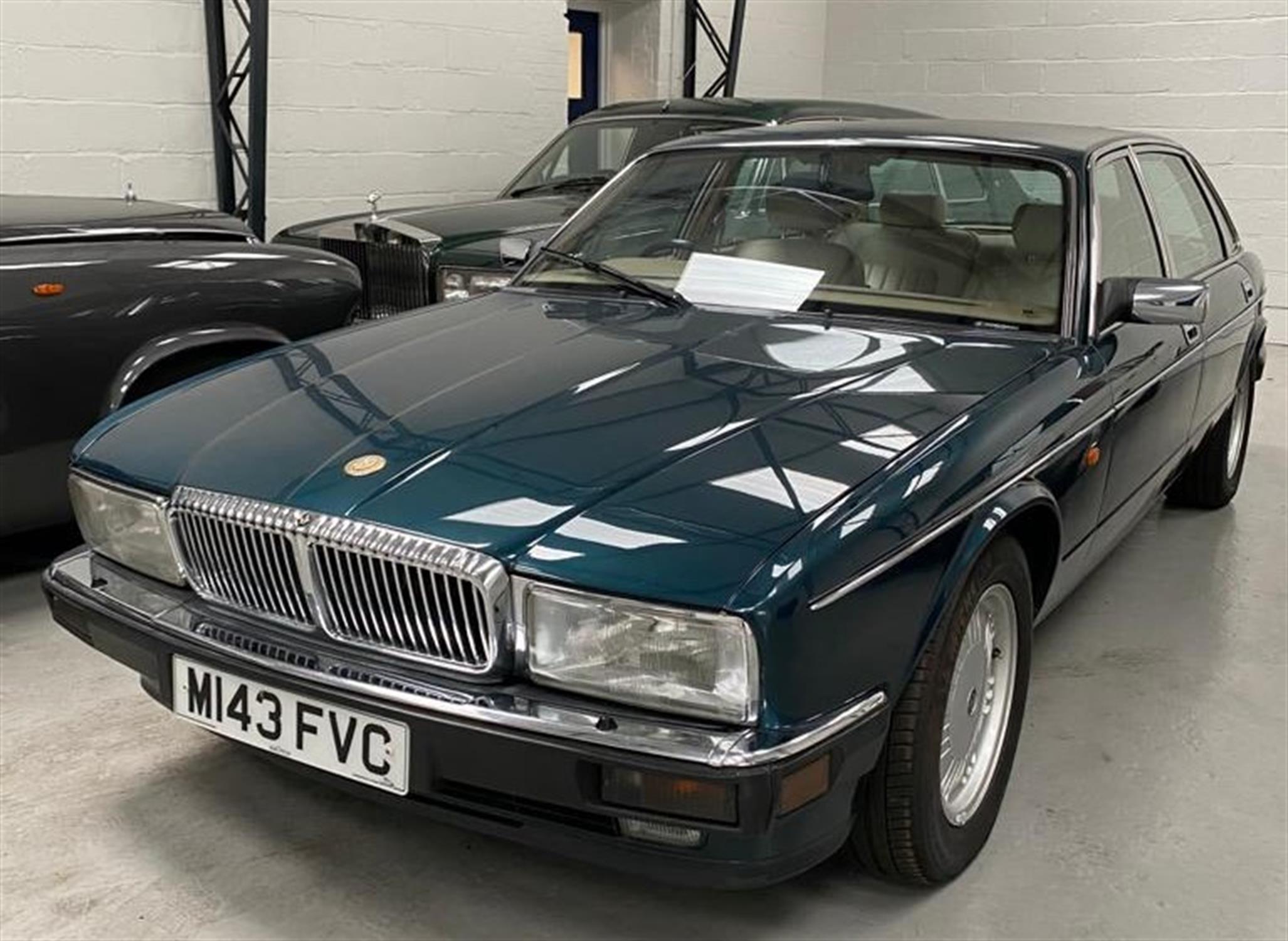 1994 Daimler Double Six Majestic (XJ40) - Image 2 of 10