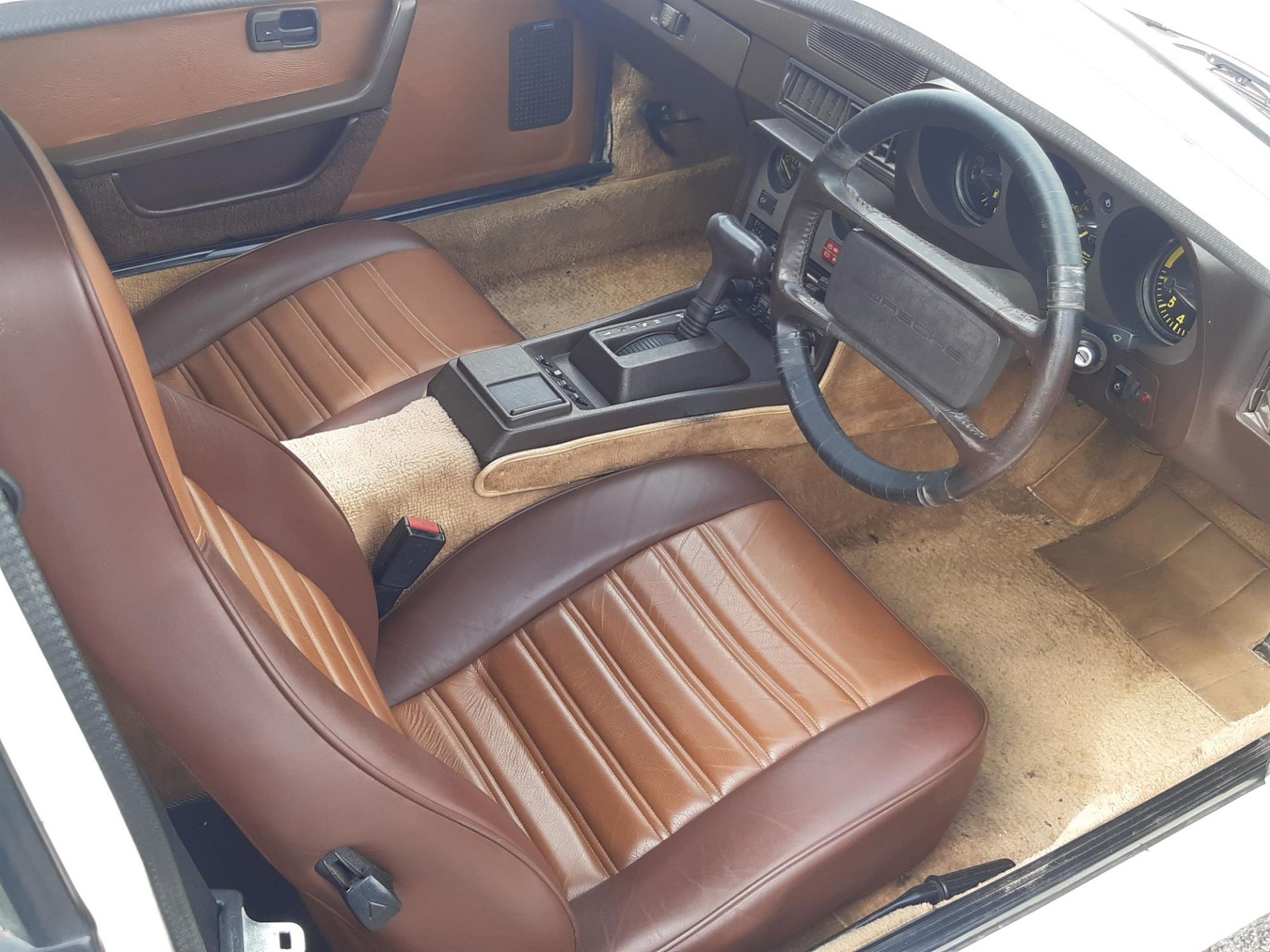 1983 Porsche 944 Coupé - Image 2 of 10