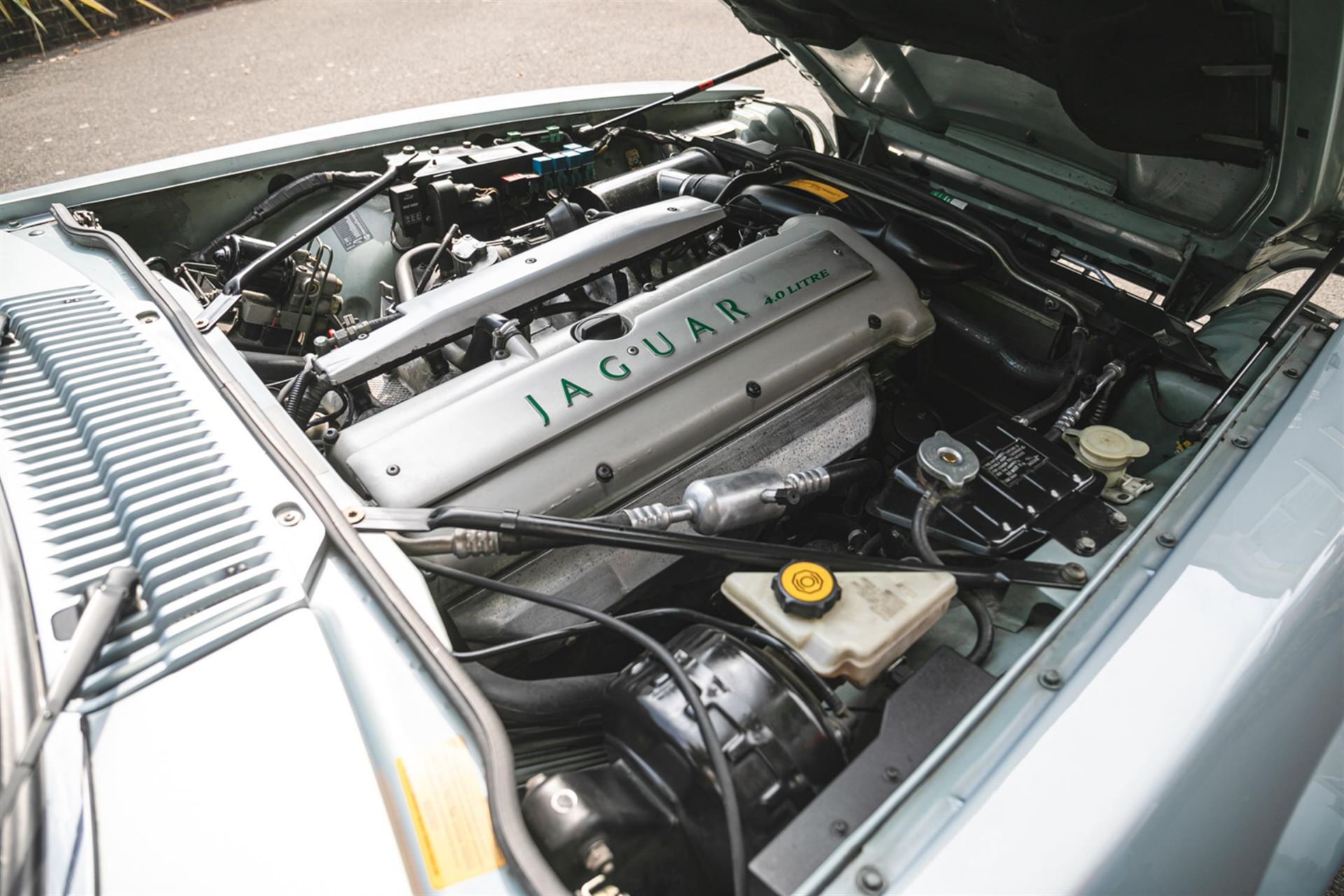 1996 Jaguar XJ-S 4.0-Litre Celebration Convertible - Image 3 of 10