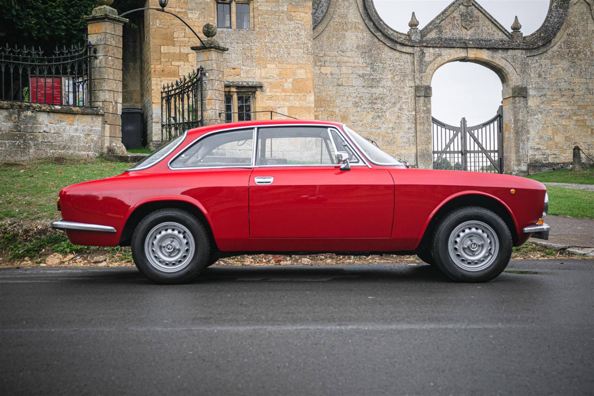 1976 Alfa Romeo GT 1600 Junior (Tipo 105) Coupé - Image 5 of 10