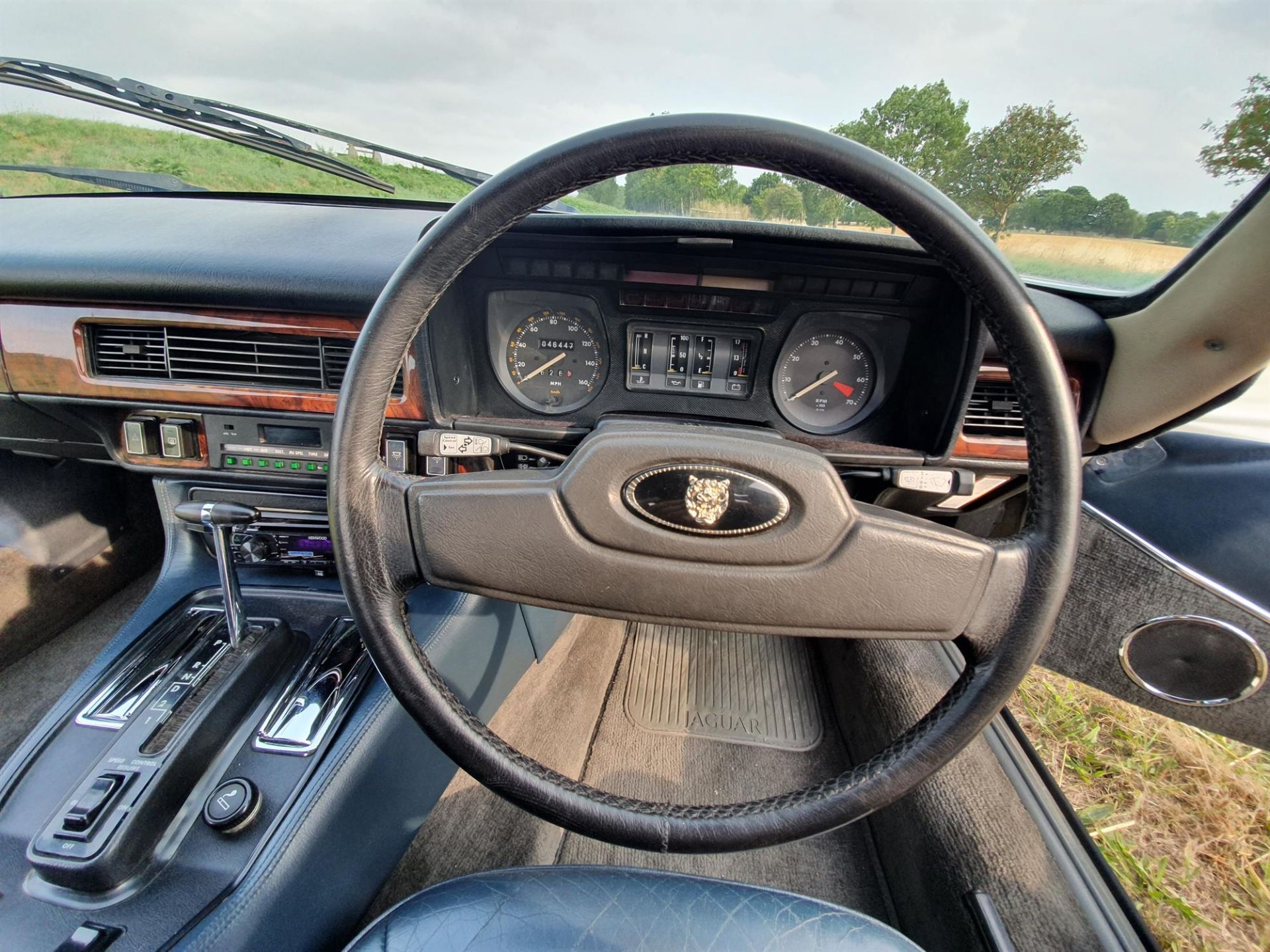 1986 Jaguar XJ-SC HE 5.3-Litre V12 Cabriolet - Image 4 of 10