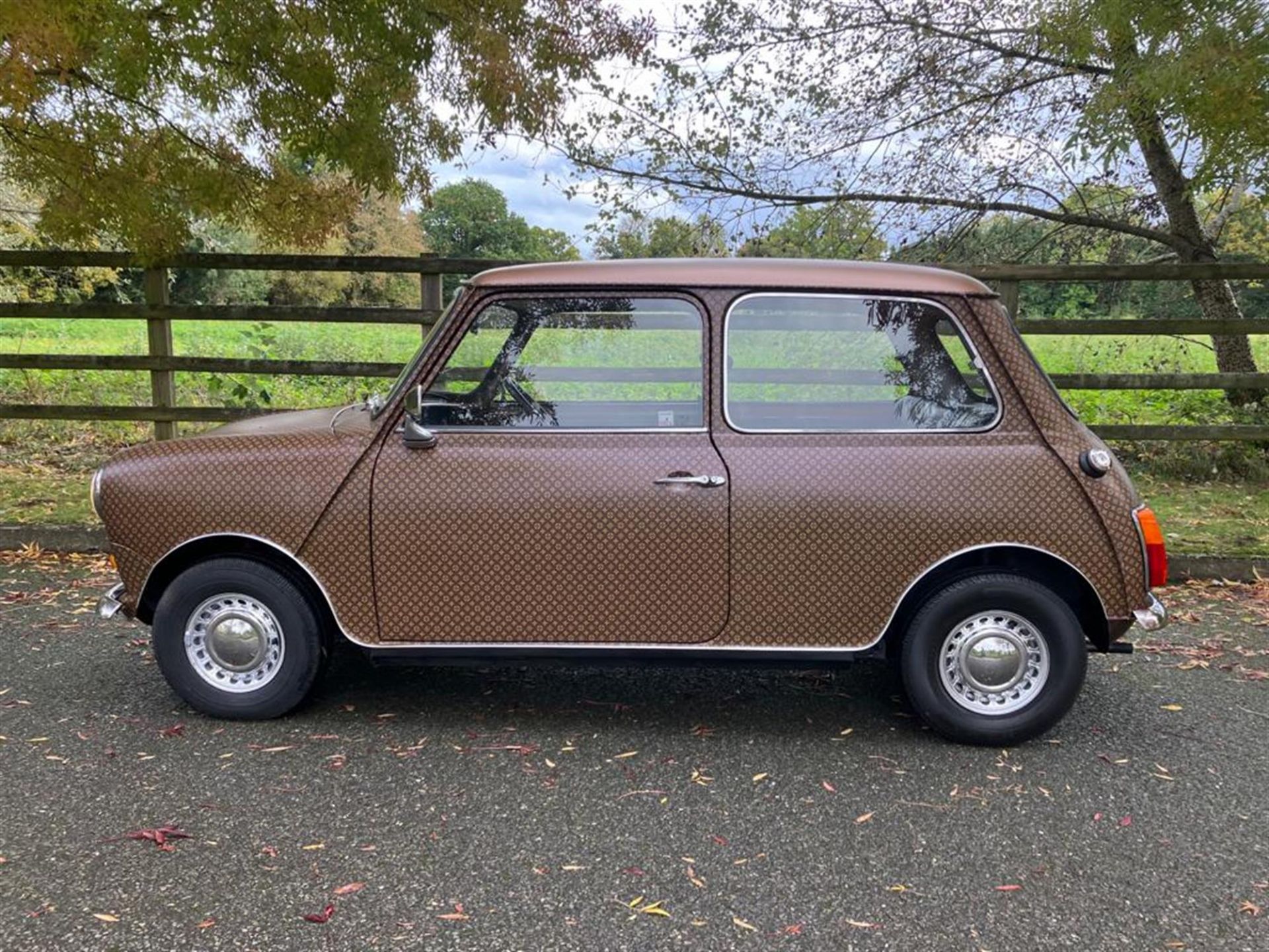 1977 Mini 1000 - ''Louis Vuitton'' - Image 5 of 10