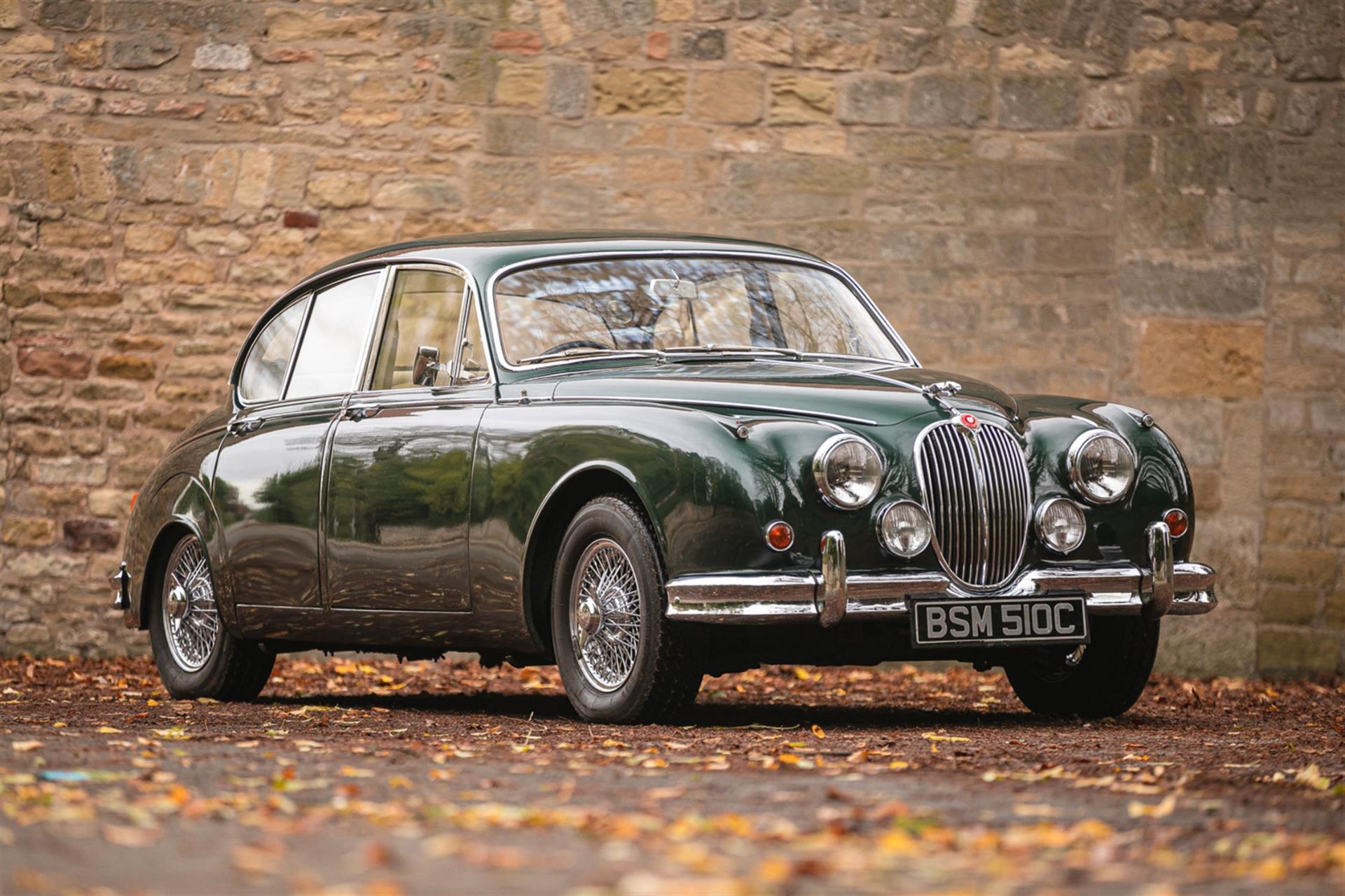 1965 Jaguar MK2 3.4 Saloon Manual Overdrive