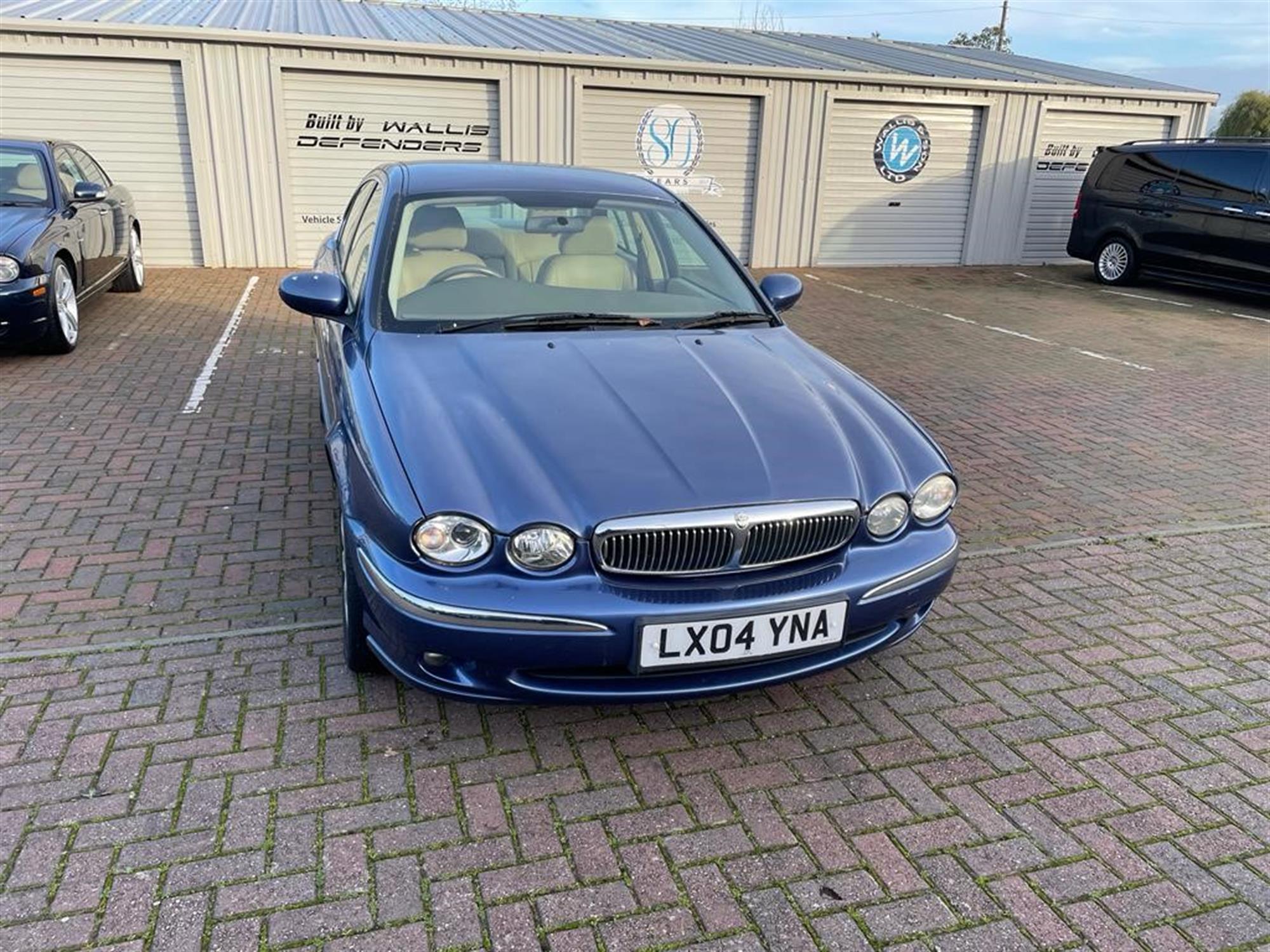 2004 Jaguar X-Type V6 SE Automatic - Image 2 of 7