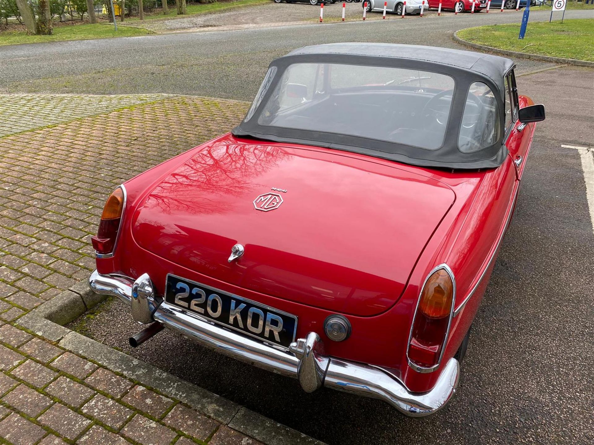 1964 MG B Roadster - Image 6 of 10