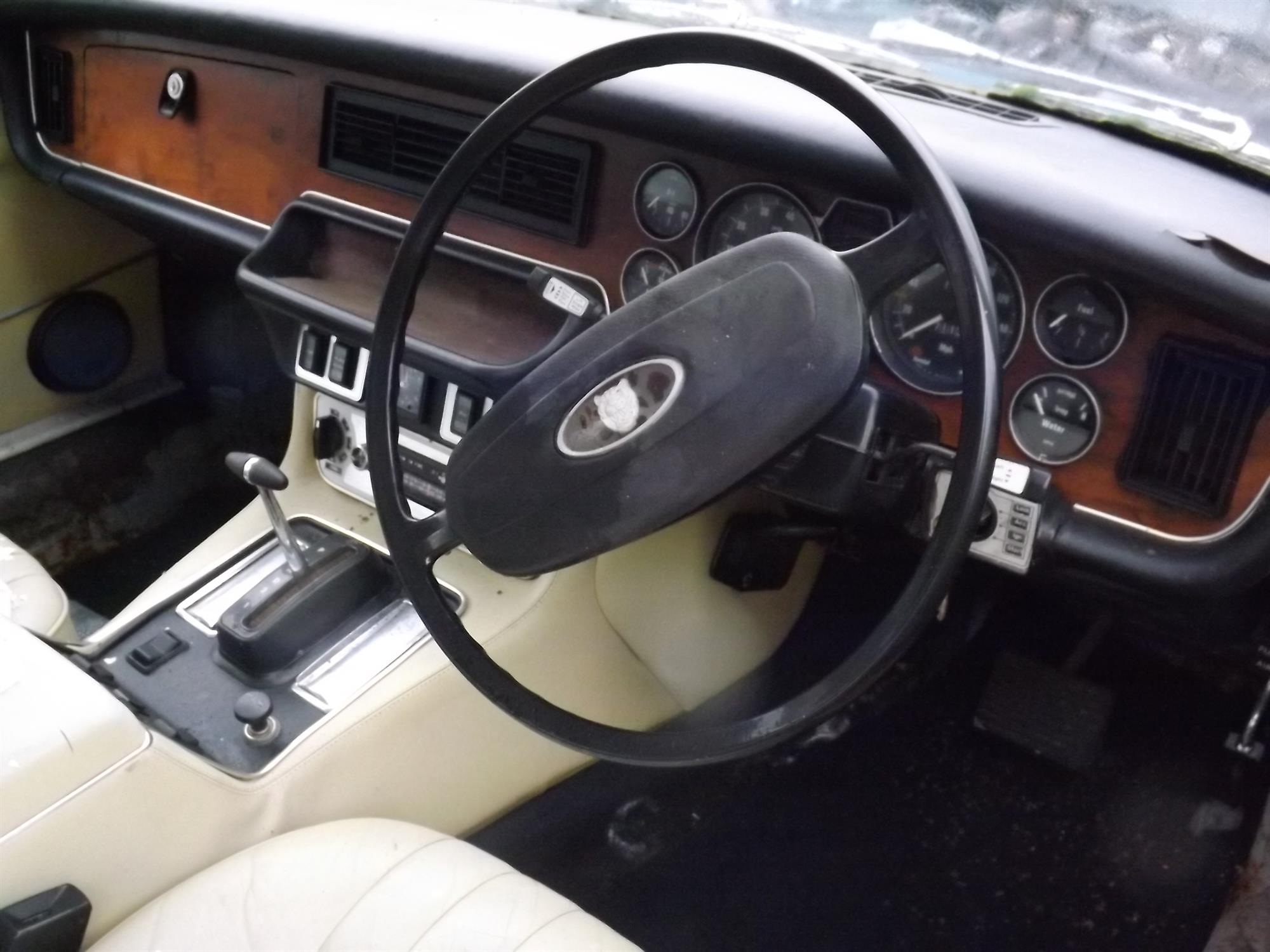 1975 Jaguar XJ12C V12 Coupé - Image 2 of 10