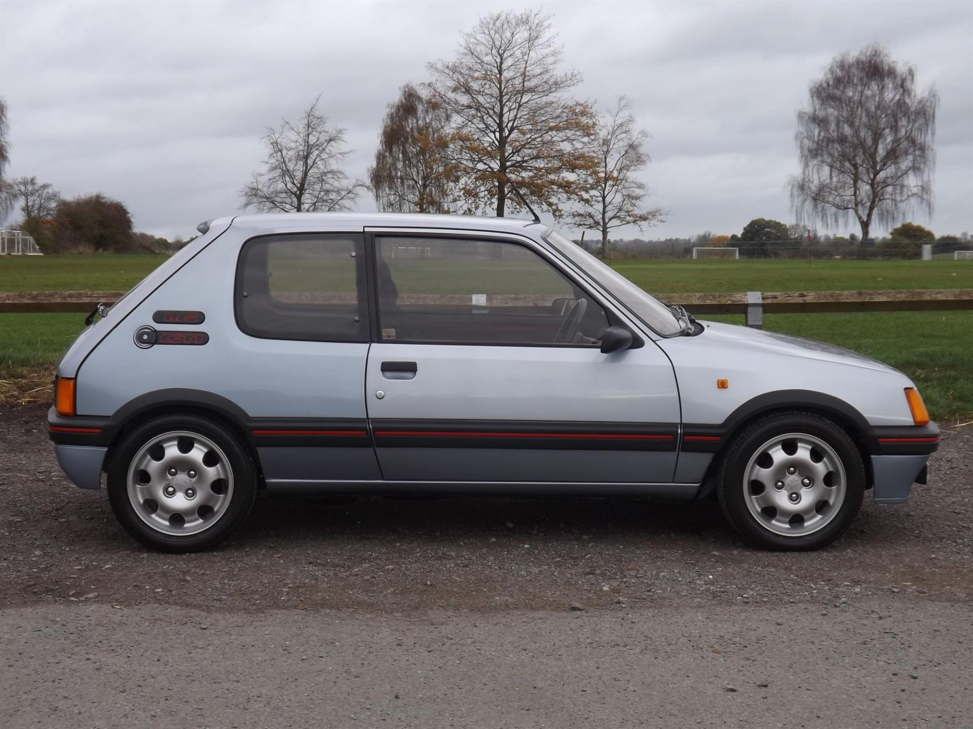 1990 Peugeot 205 GTi 1.6 (Phase 2) - Image 7 of 10