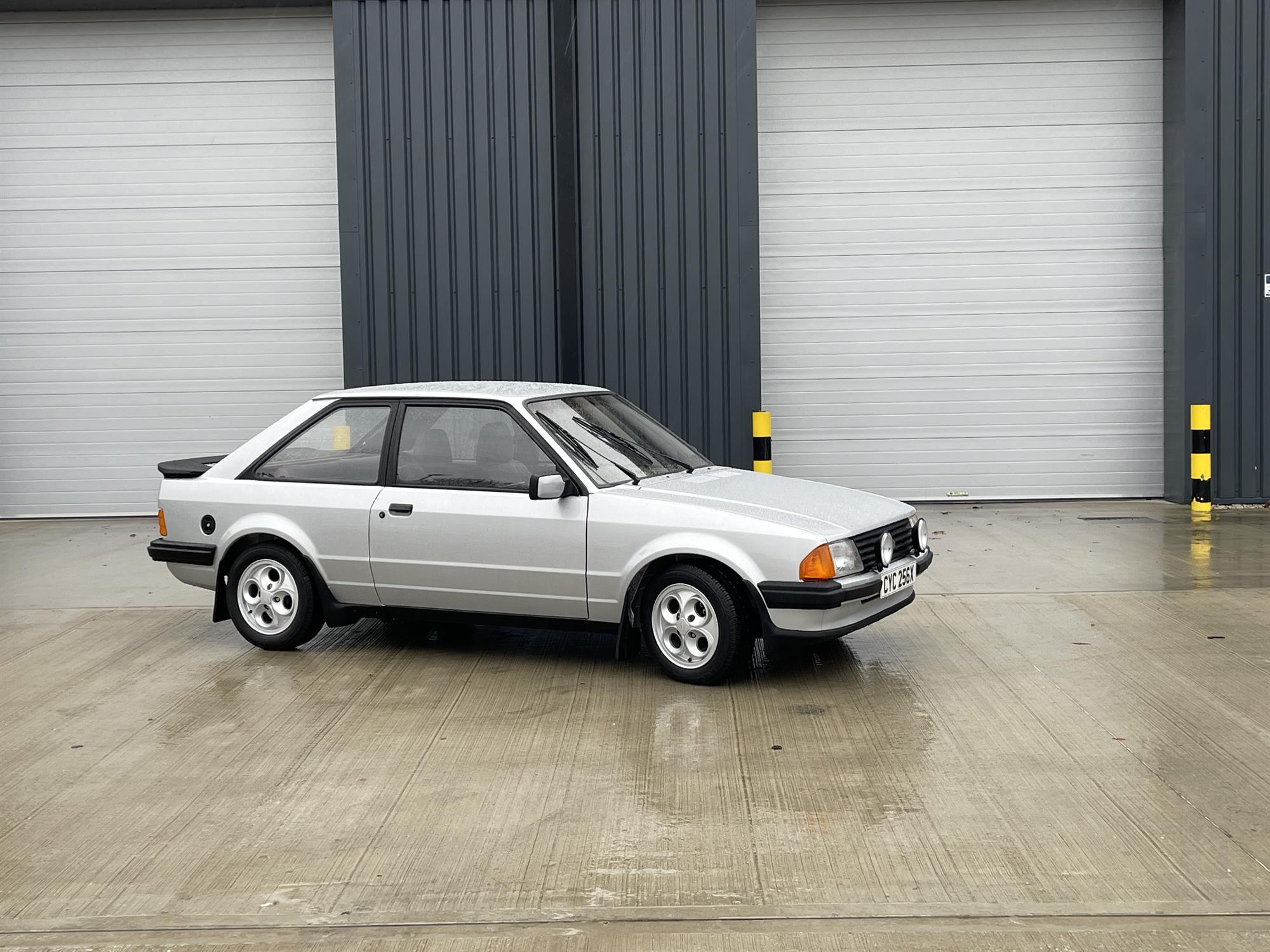 1982 Ford Escort XR3 - Image 2 of 10