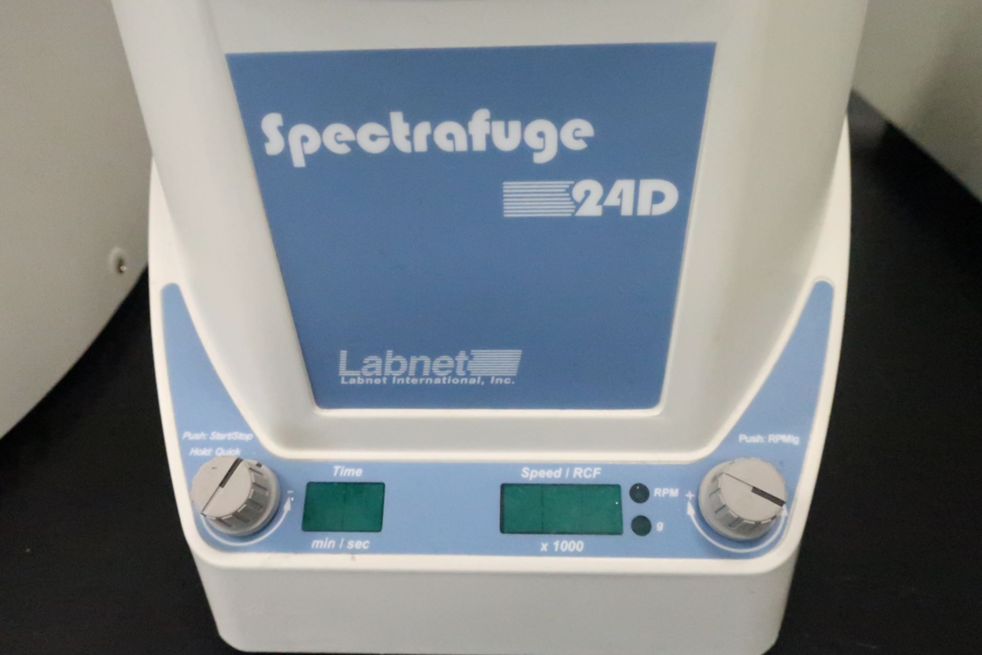 LABNET SPECTRAFUGE 24D ** NOT PART OF THE BULK BID, CONDITIONAL TO CREDITOR'S APPROVAL *** - Image 2 of 4